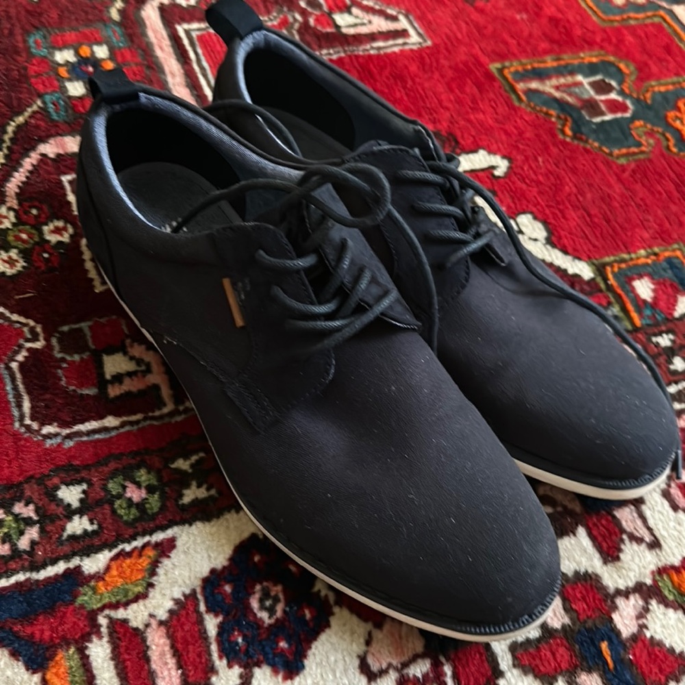 H&M Casual slip on